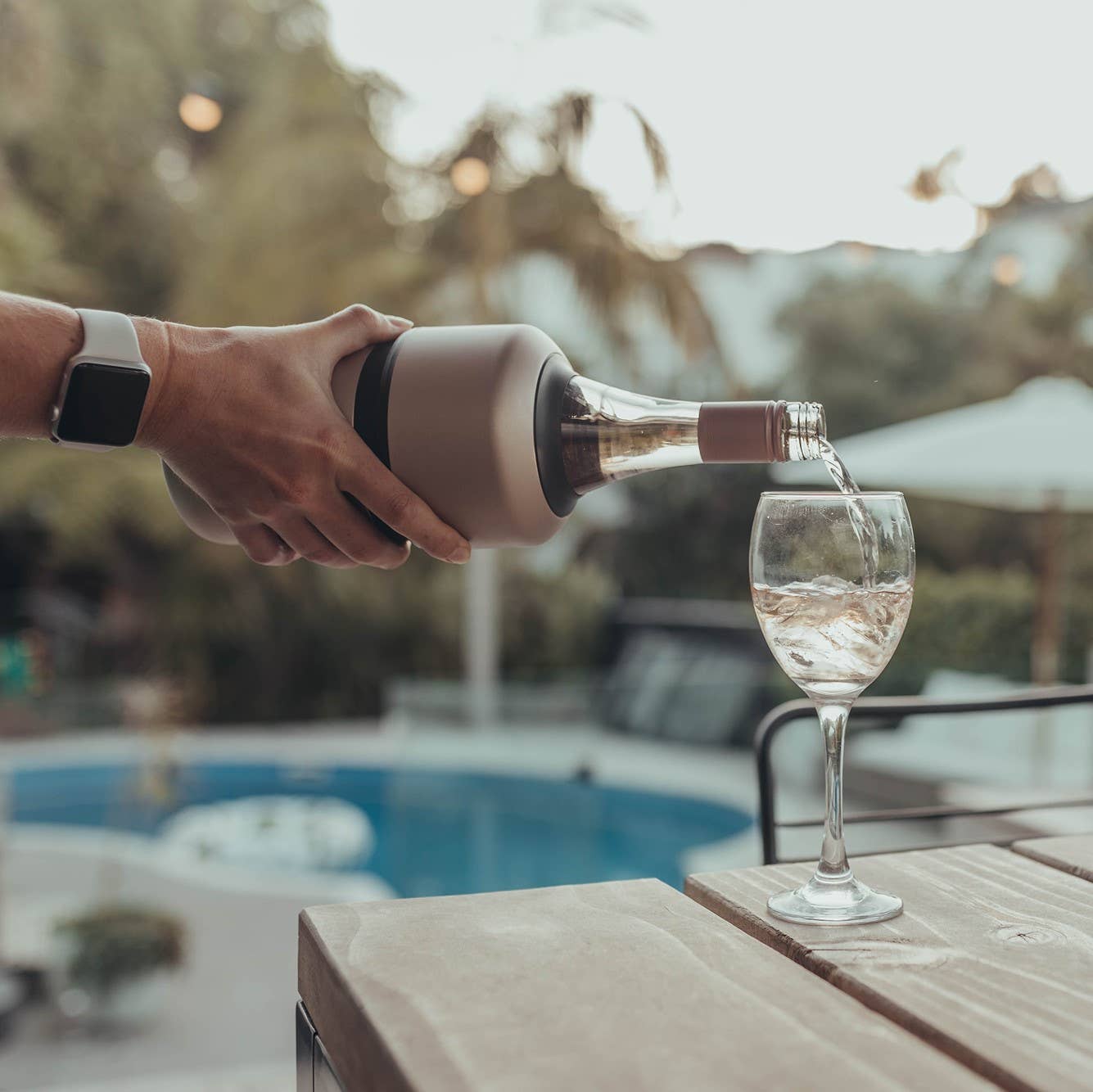 Huski Wine Cooler | Champagne available at The Honey Emporium