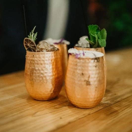 CLINQ | Stemless Hammered Copper Glasses