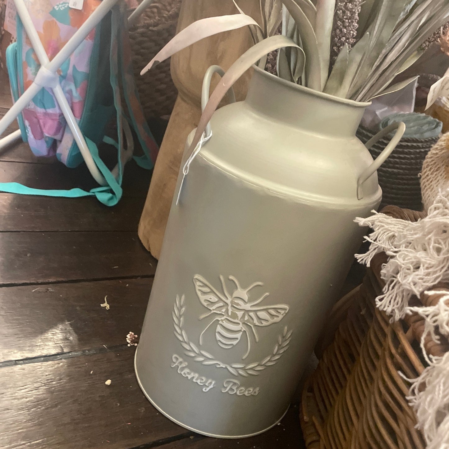 Urn Vintage Vase | Bee