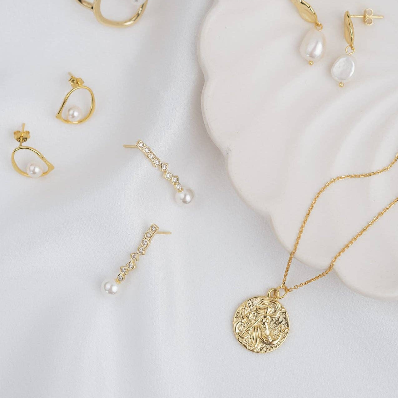 Mermaid Coin Necklace 18k Gold