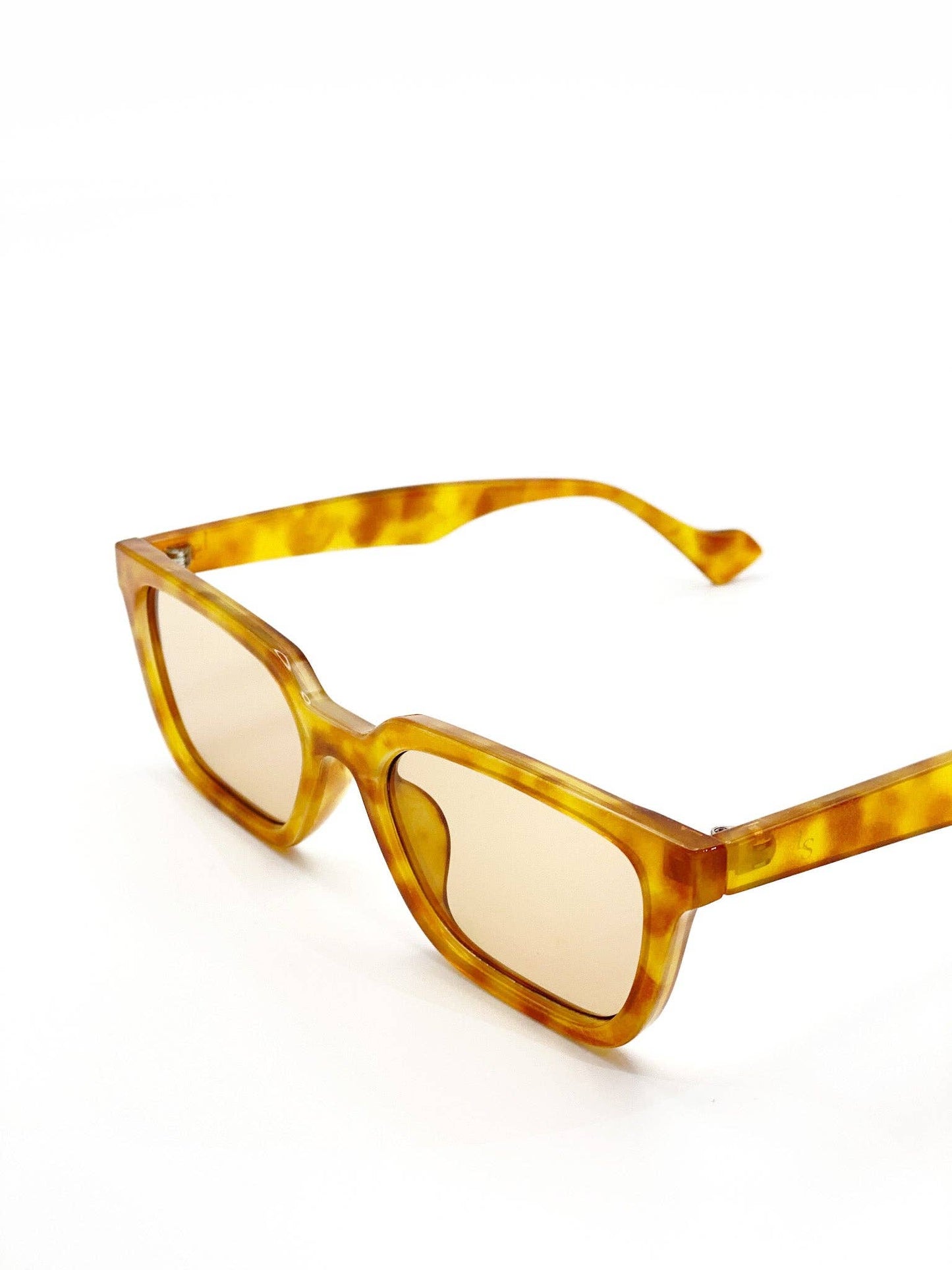 L&S Kitty Rectangular Sunglasses in Vintage Tort