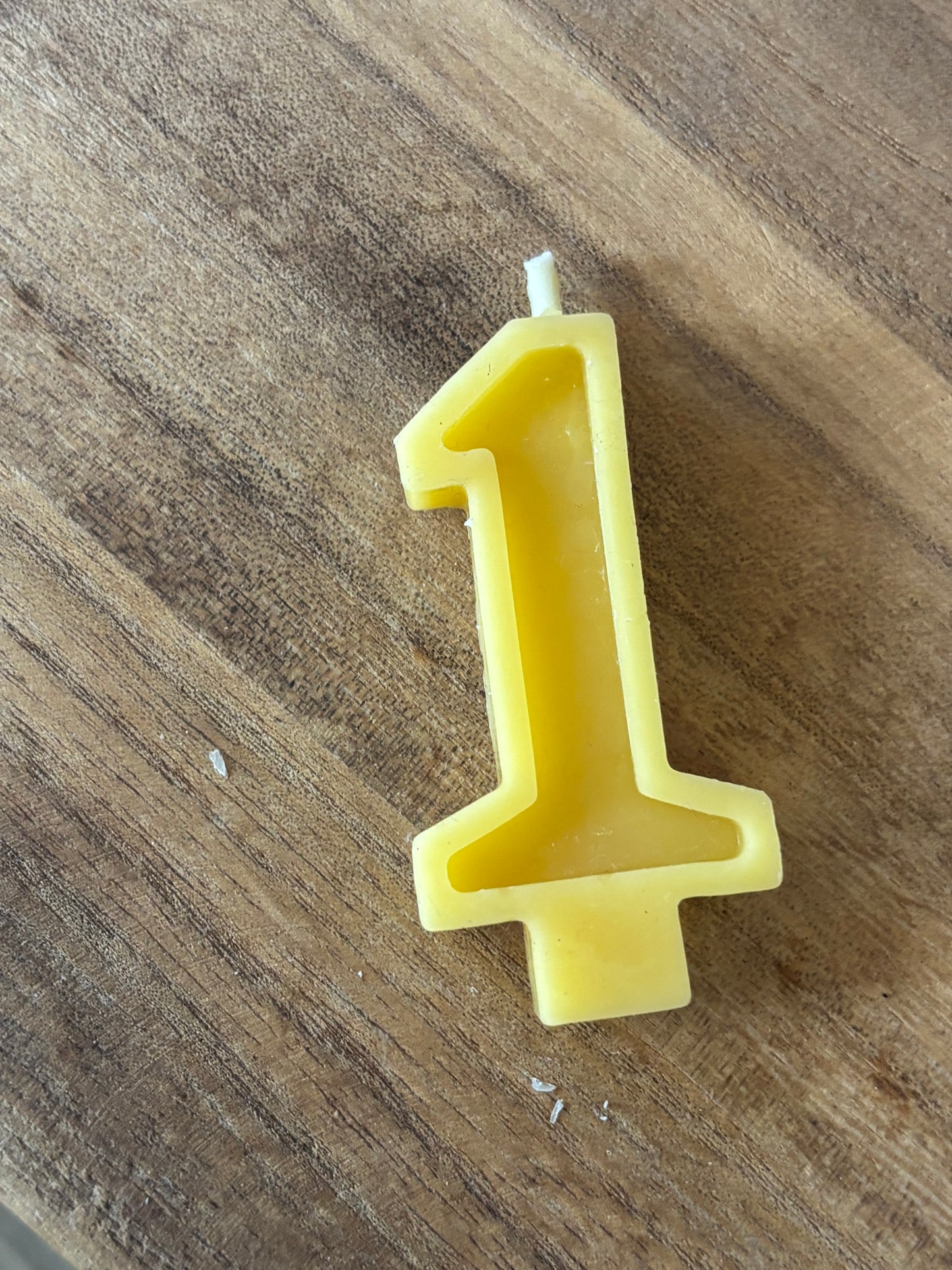 ✨ Pure Beeswax Handmade Birthday Number Candles 🐝🎂
