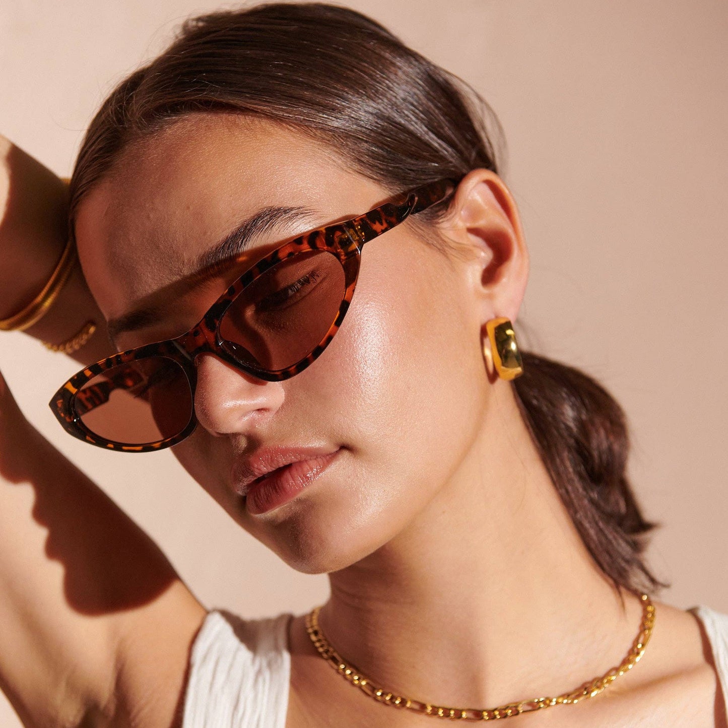Catie Angular Sunglasses-Tort