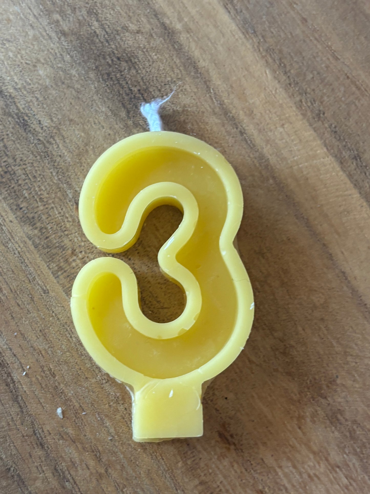 ✨ Pure Beeswax Handmade Birthday Number Candles 🐝🎂