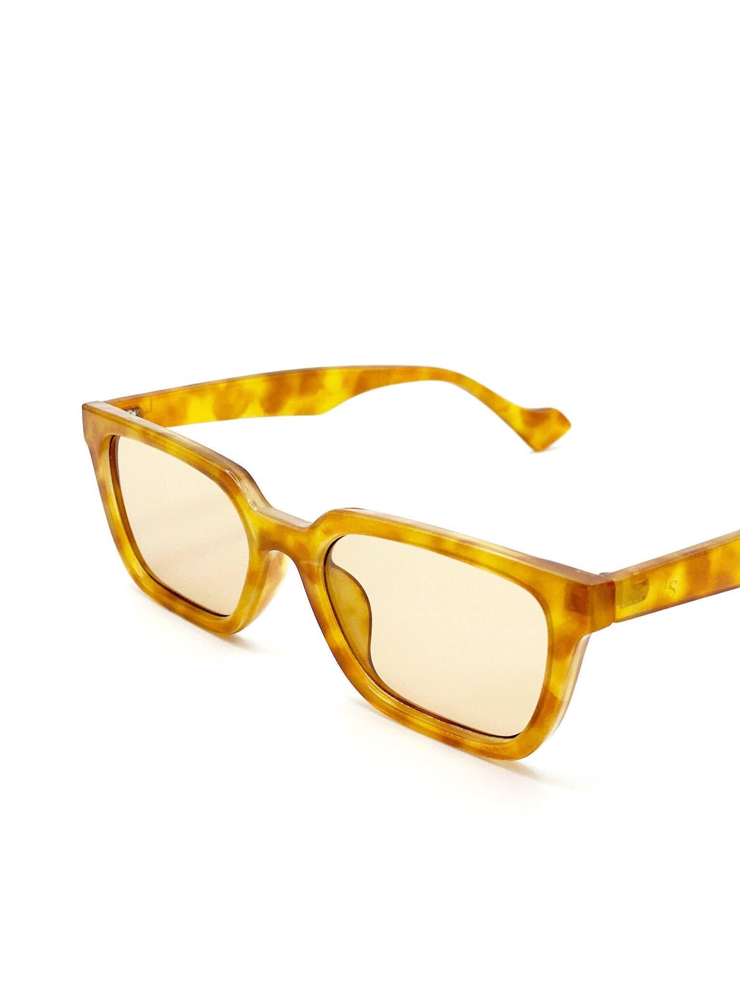 L&S Kitty Rectangular Sunglasses in Vintage Tort