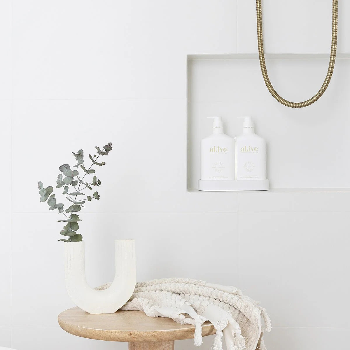al.ive body Wash & Lotion Duo | Mango & Lychee | The Honey Emporium